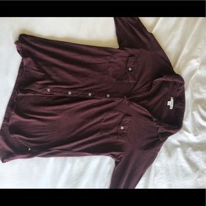 Quarter sleeve t shirt